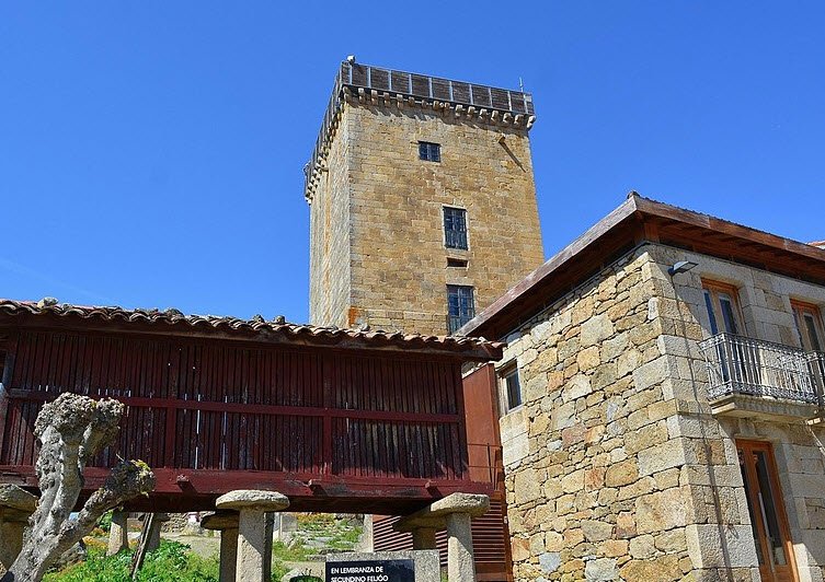 Fírbeda Defensive Tower, Spain